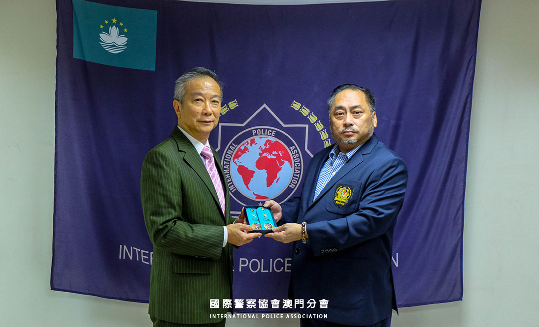 首席執行官李雄波爵士委任李卓君先生為高級顧問